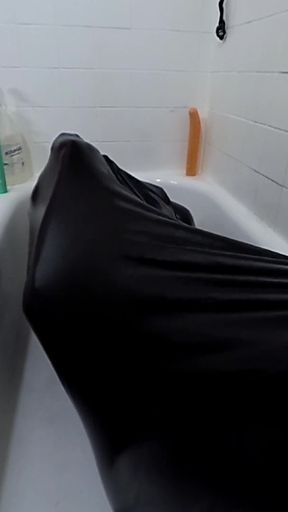 Lizzy Yum May 2023 #6 plastic bag post-op pussy masturbation