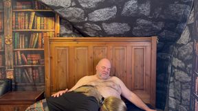 Lanista Bear and Allegro in the library!