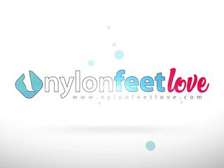 Domineering tattooed brunette hair wishes her feet worshipped