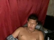 Empecé por unas fotos y terminé haciendo un video porno