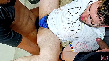Finalmente há paz entre os brats e os poetas torturados