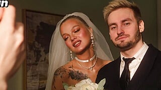 The Luxury Bride is Left Alone with the Photographer and Cheats on Her Groom
