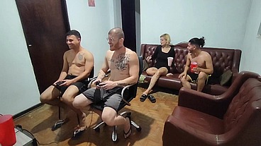 duvido não gozar com esse game putaria