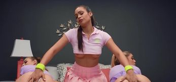 Lesbian threesome sex