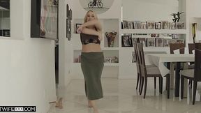 Huge Married BBW Gets Covered in Cum