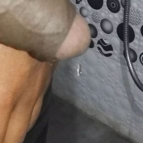 Indian big cock peeing