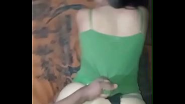 Me cojo a mi mejor amiga en cuatro