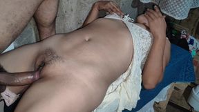 She Moans and Comes Inside the Virgin Pussy of the Stepsister and Break up in Xvideo of Tamil India.
