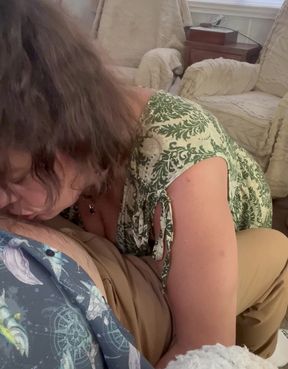 She Loves Giving Stepdaddy What He Wants