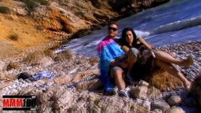 tahitian slut oldia paris fucked on a spanish beach