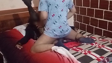 Encuentro inesperado con un femboy de apariencia angelical