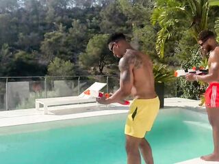 BTS - BBC team fuck Chloe Chevalier Parte 1
