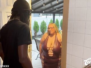 Lexy Morgan goes to get Rent aid from MrBlvckrose