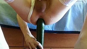 Big cucumber ass insertion and cumming