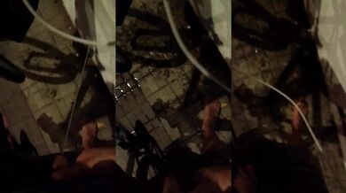 In every hippie adventure there comes a moment when nature calls. There weren't any trees, so I did it on the sidewalk