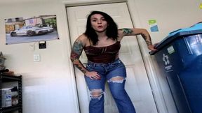 mia hope desperate to pee wetting her jeans