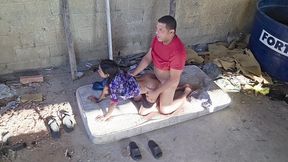 sapatao fode escondido com padrasto.