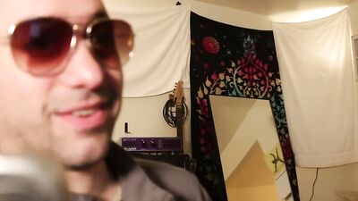 Gay dude shows his cock while chatting with his fans