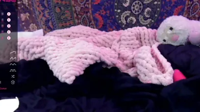 Amberanaleise - Slender Mexican Nicegirl