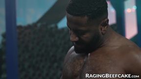 Black hunk Braxton Cruz raw breeds the tight muscle ass of Beau Butler