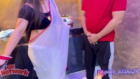 Bhabhi Ne Bulaya Sabzi Waale Ko Gharpe aur phir Ghapa-gap-ghapa-gap...