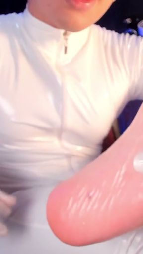 barefoot massage oiled foot master   Clip 1