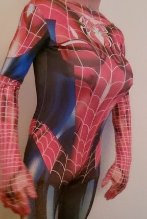 Spider tranny with huge D cup tits