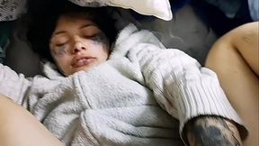 Se la meto a escondidas y lo grab&oacute_ dejo su Twitter en el v&iacute_deo