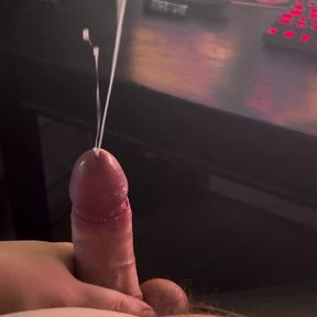 Huge load after 1 hour of masturbation