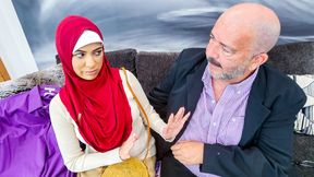 ”Arab teen housewife Reyna Belle caught cheating by her much older hubby”