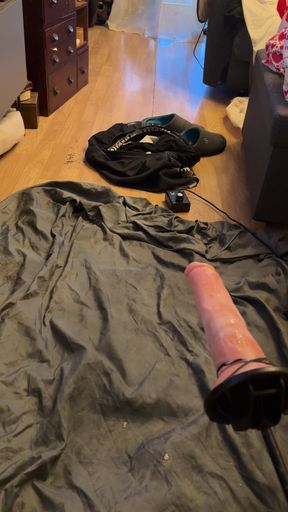 Machine to fuck the anal hard my noisy dilated hole