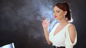 Smoking Cigar! (4K UHD)