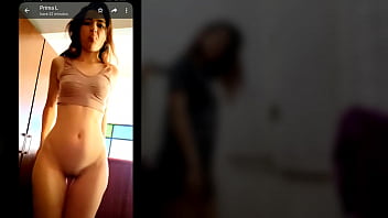 Whatsapp Con Mi amiga Se pone Caliente y termina en mi cuarto