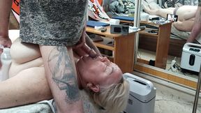 I&#039;m jerking off my dick to feed my girlfriend hot cum