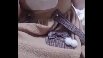 爱鸟公主-看到小姐姐骚逼痒了,小哥哥果断上前帮忙