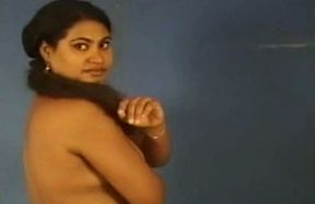 Hot Desi amateur bitch on the audition flashing her tits