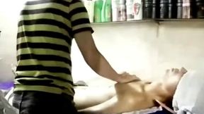 GAY VIỆT MASSAGE VÀ BÚ CẶC