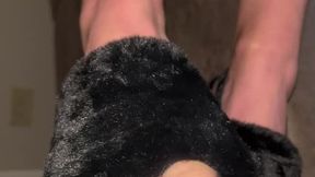 Slippers Fetish Foot Model and Dangle