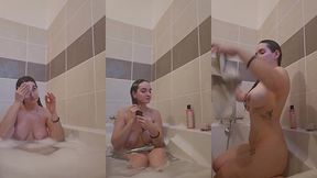 comme on m a redemandee des videos bain, je vous ai sorti  la mere noel ...