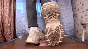 Alternatiive 19 yo girl tramples my floor-face using Crosby snealers (part 1 of 5), flo701x 1080p