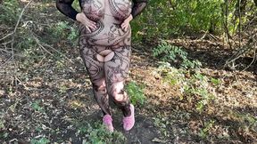 Quick hot sex without condom with pervert MILF wife outside and creampie