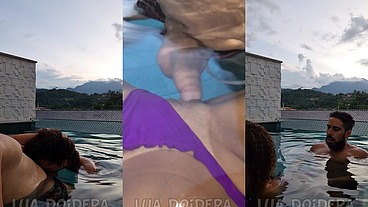 Fodi com Jr na piscina privativa com parede de vidro da pousada em Paraty e não podia fazer barulho