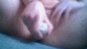 The hot chick I met on the internet sent me the video of her masturbation