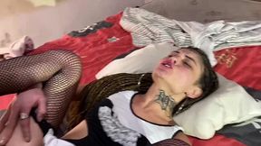 novinha mirella dias dando pros patroes