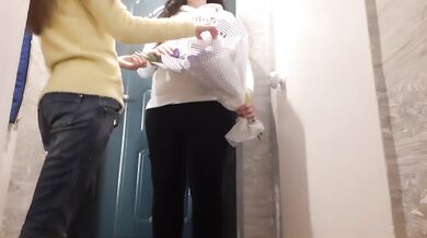 Paid off the flower delivery girl with analingus and - lesbian_illusion