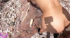 Horny in kayak with follower creampie and squirt on the beach