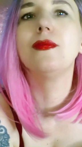 Lady Angela Close Vaping Lips Fetish