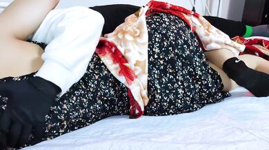 üvey annem yataüına çekti utandım içine boşaldım Türk porno