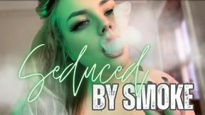 SEDUCED BY SMOKE [Smoking Fetish]