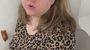 Juicy Peach Booty with a side of farts and plops MP4